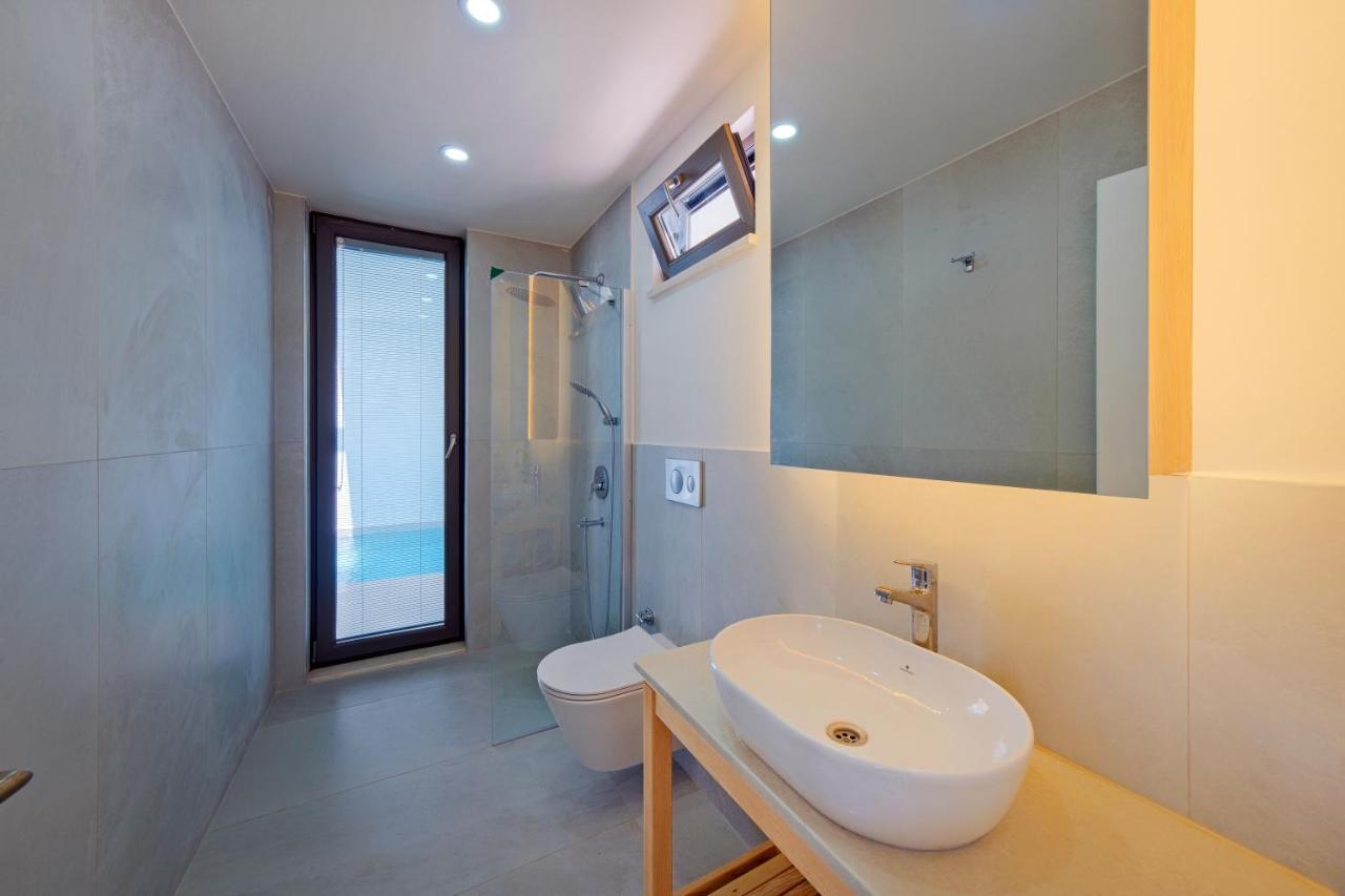 Villa Neo With 2 Private Pools, Bbq, Jacuzzi And Sauna フェティエ エクステリア 写真