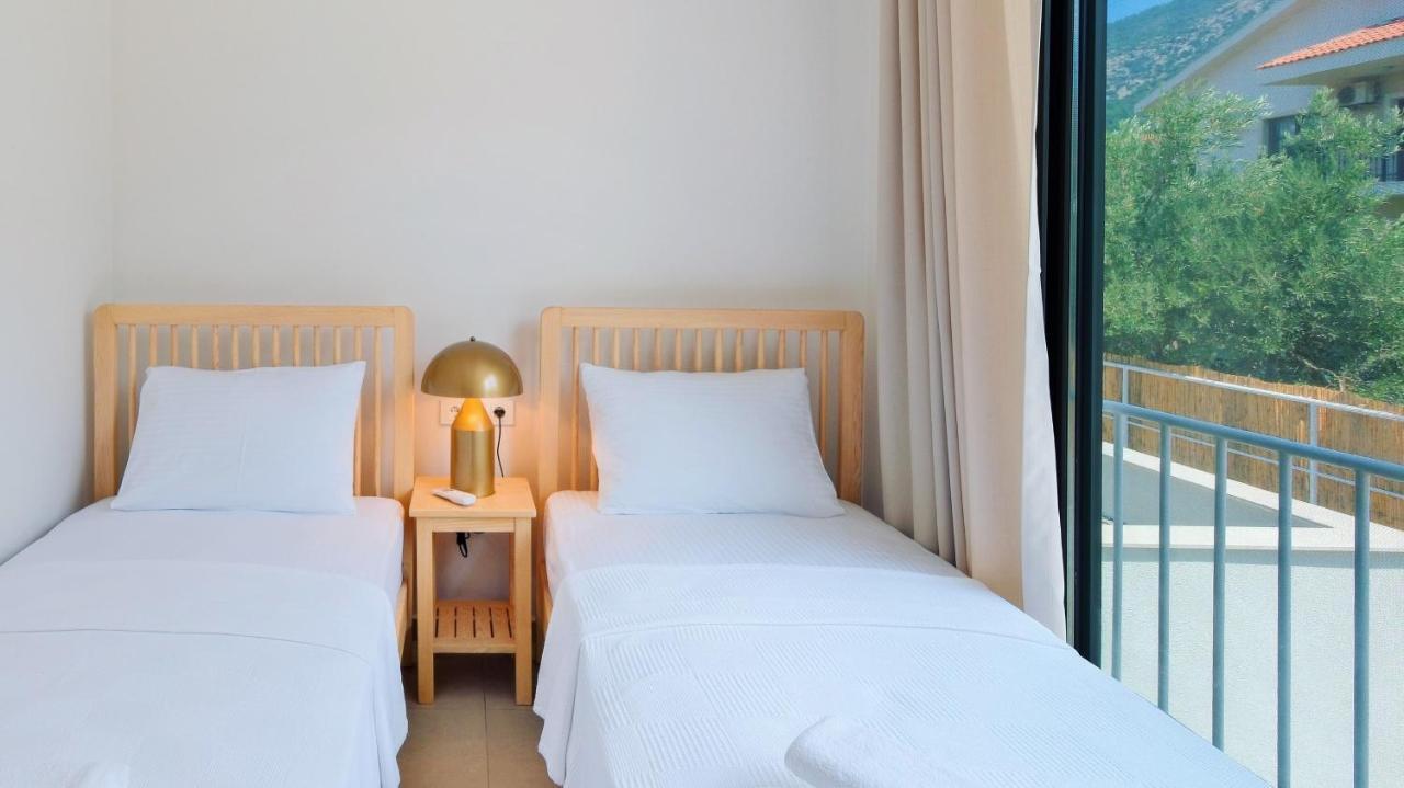 Villa Neo With 2 Private Pools, Bbq, Jacuzzi And Sauna フェティエ エクステリア 写真